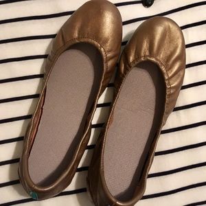 *SOLD* Metallic Bronze Tieks, Size 9